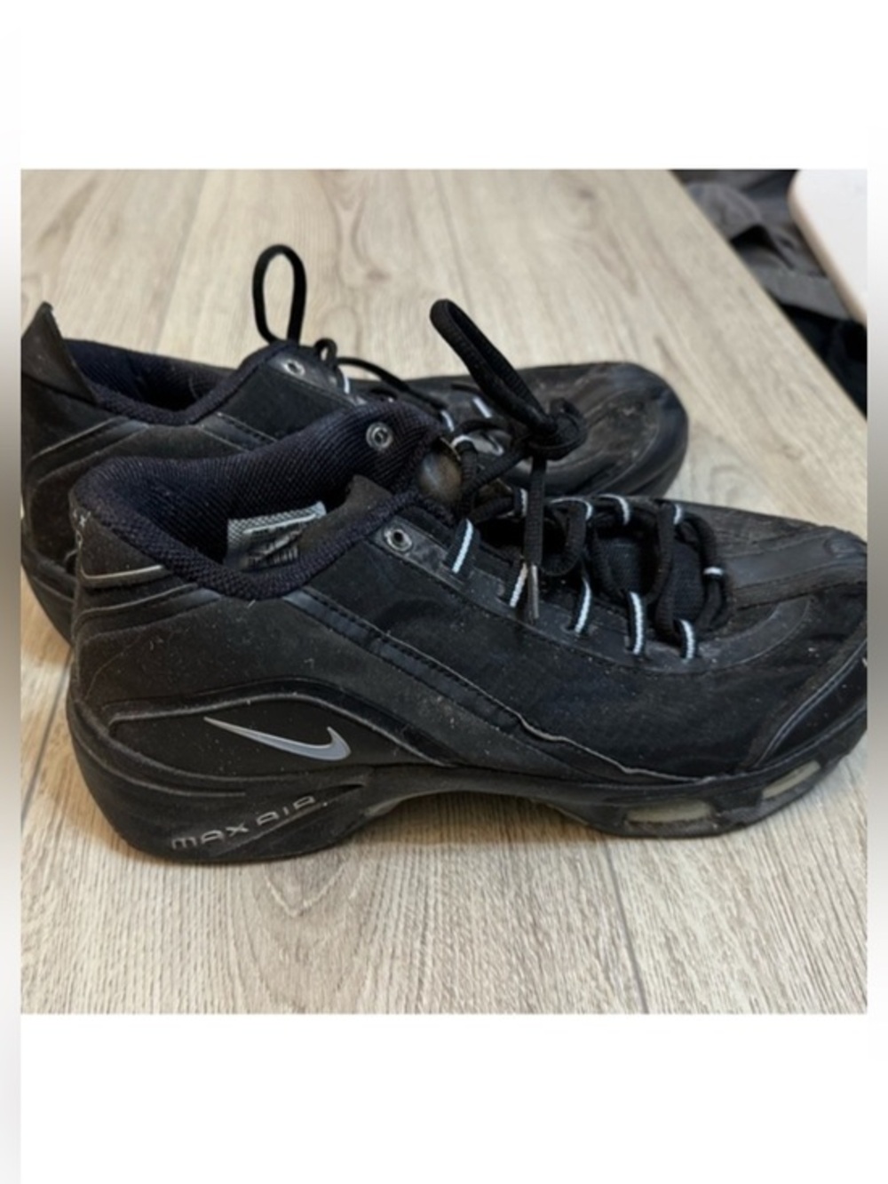 Nike Women’s Black Athletic Max Air Sneakers shoes